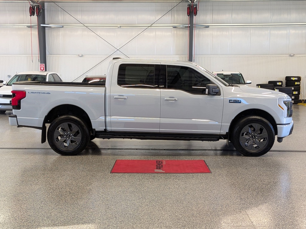 Used 2025 Ford F-150 Lightning Flash Crew Cab Pickup