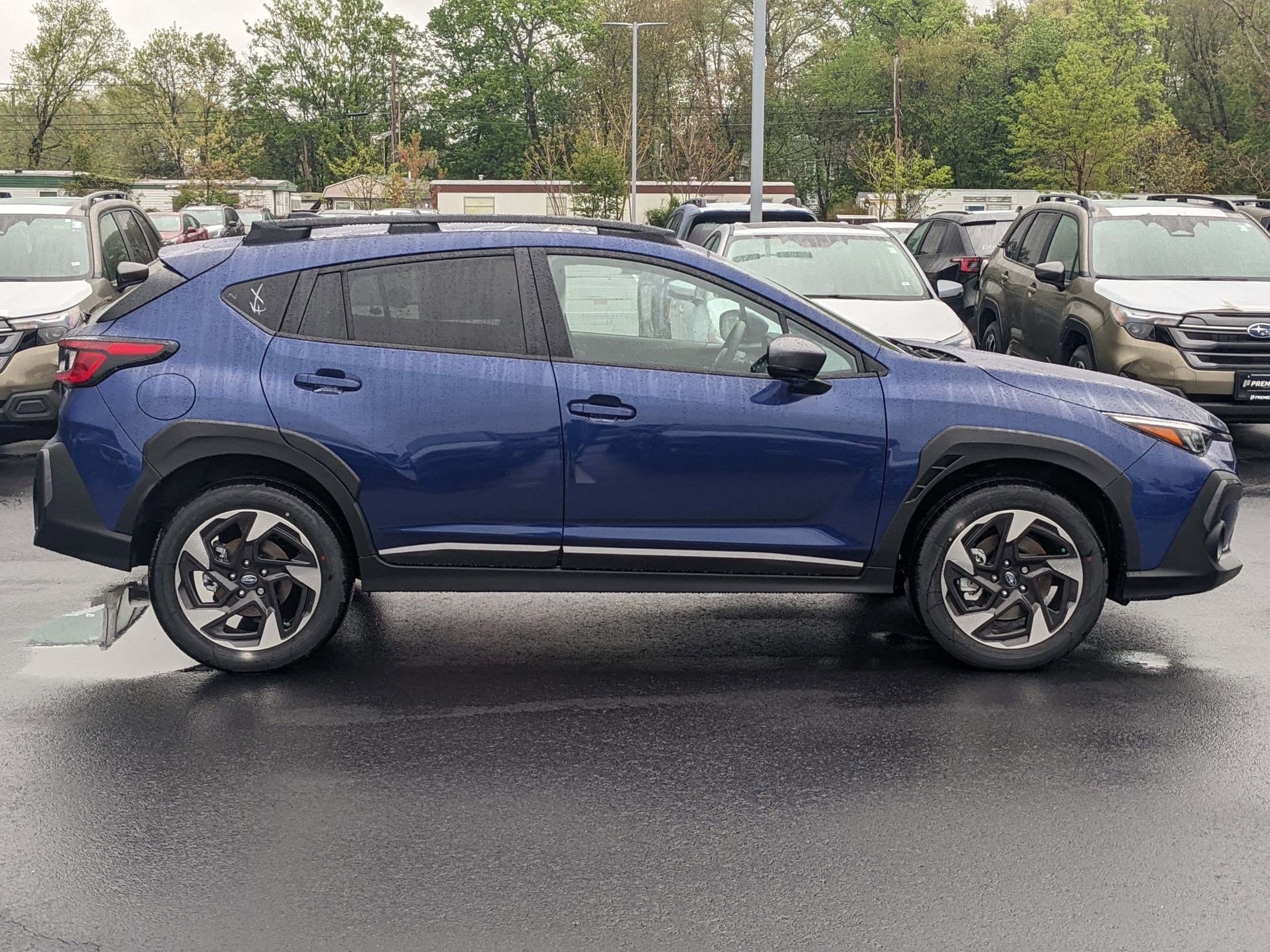 2025 Subaru Crosstrek Limited photo 2