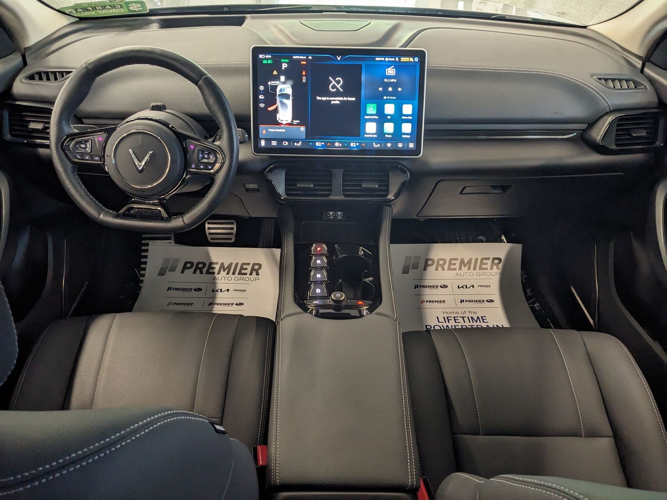 2023 VinFast VF 8 ECO - Photo 13