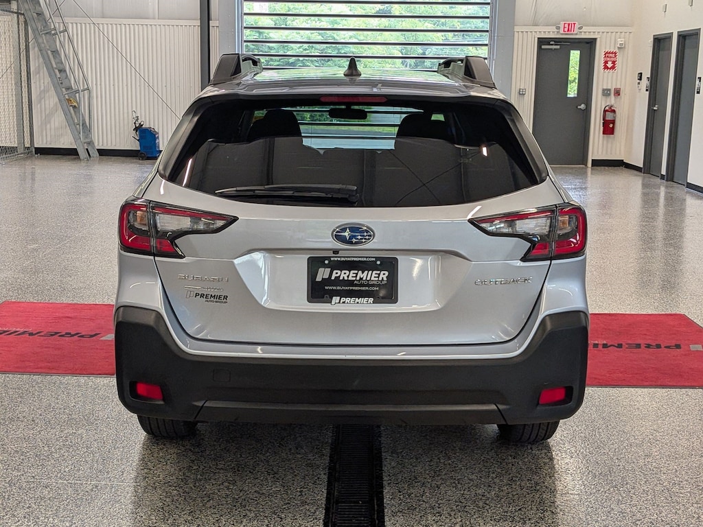 Used 2025 Subaru Outback Premium Sport Utility