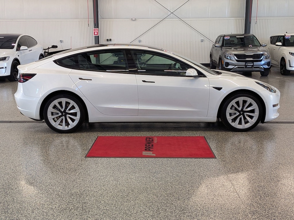 Used 2022 Tesla Model 3 Long Range 4dr Car
