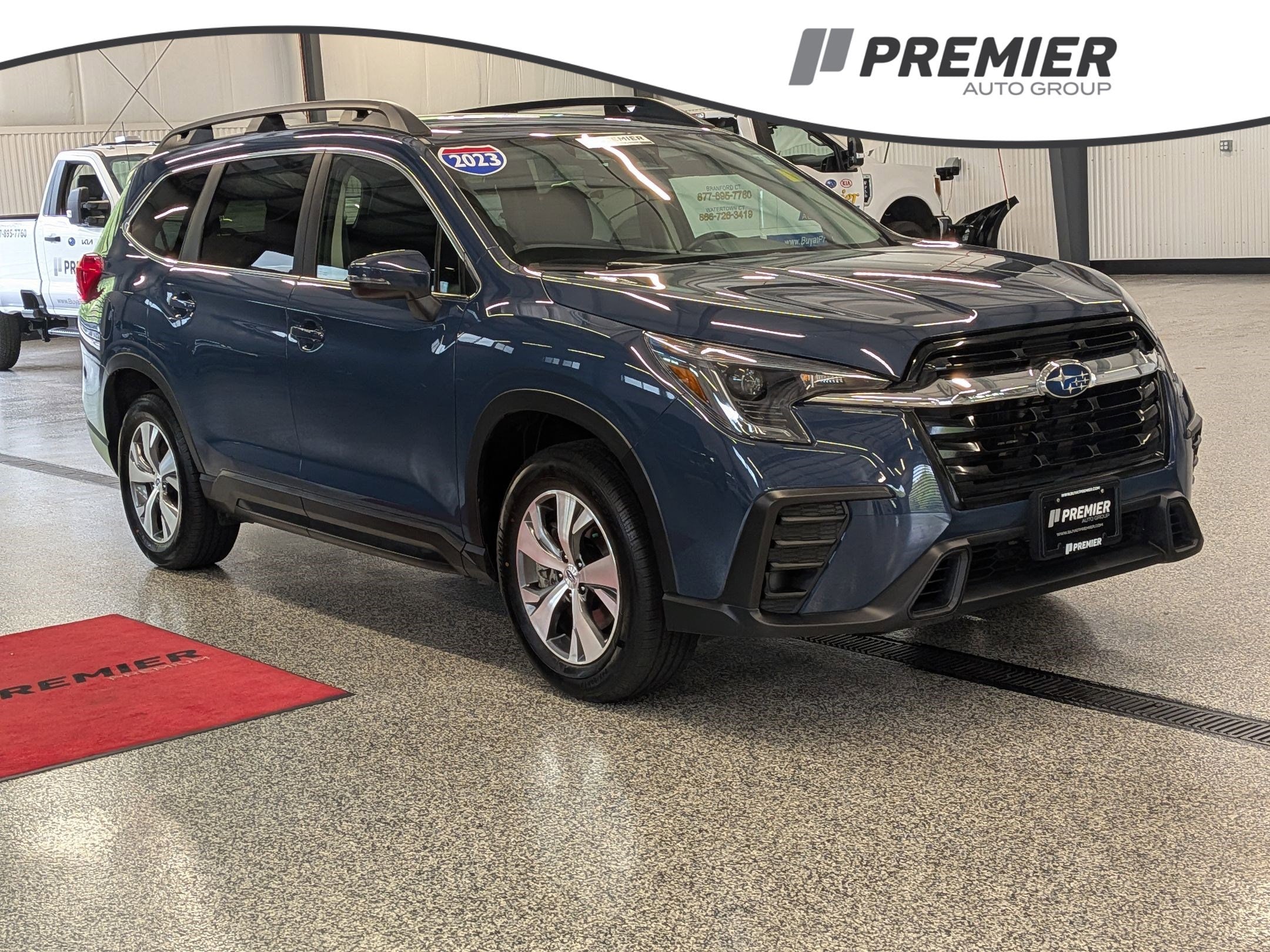2023 Subaru Ascent Premium 7 Passenger's photo
