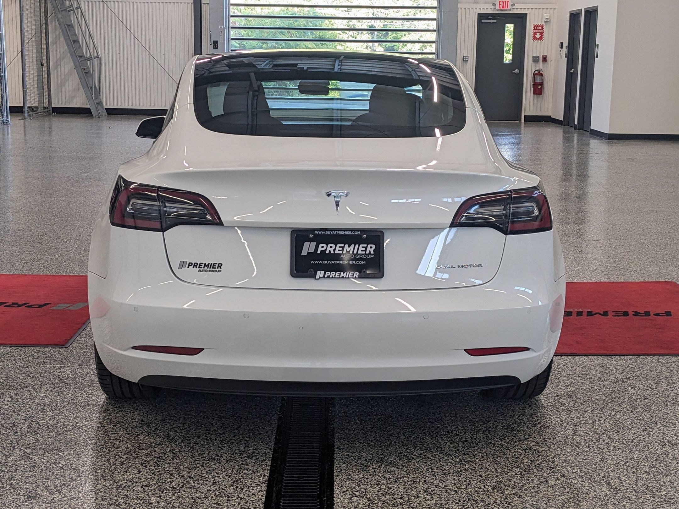 2021 Tesla Model 3 Long Range photo 4