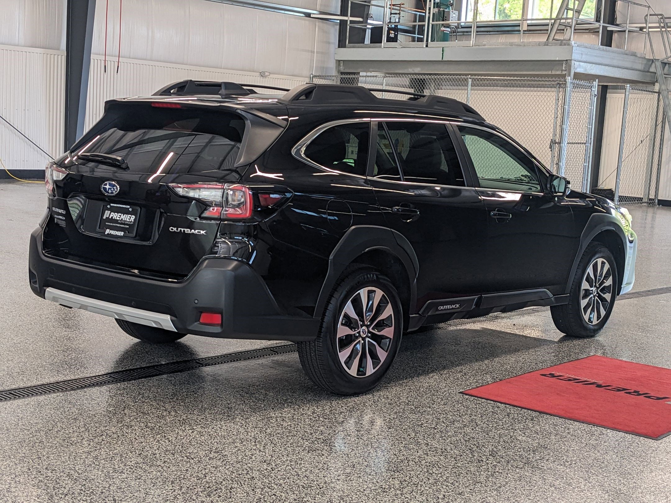 2024 Subaru Outback Limited Sport photo 3