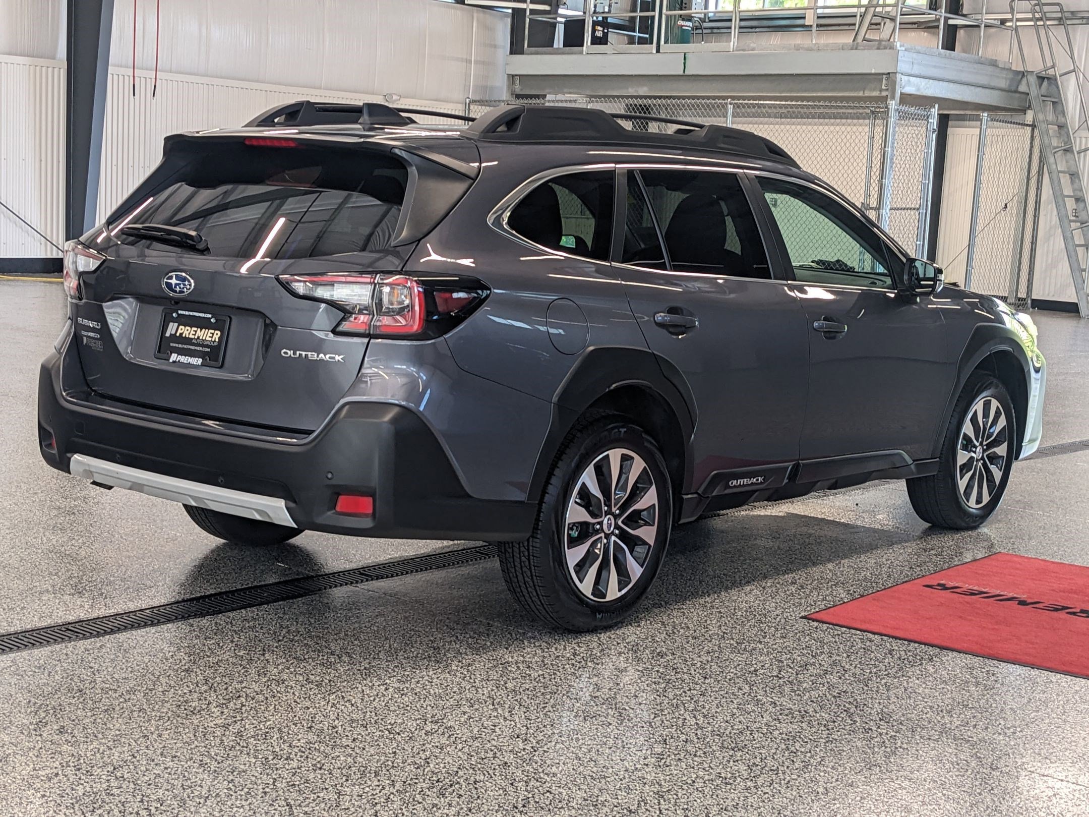 2024 Subaru Outback Limited Sport photo 3