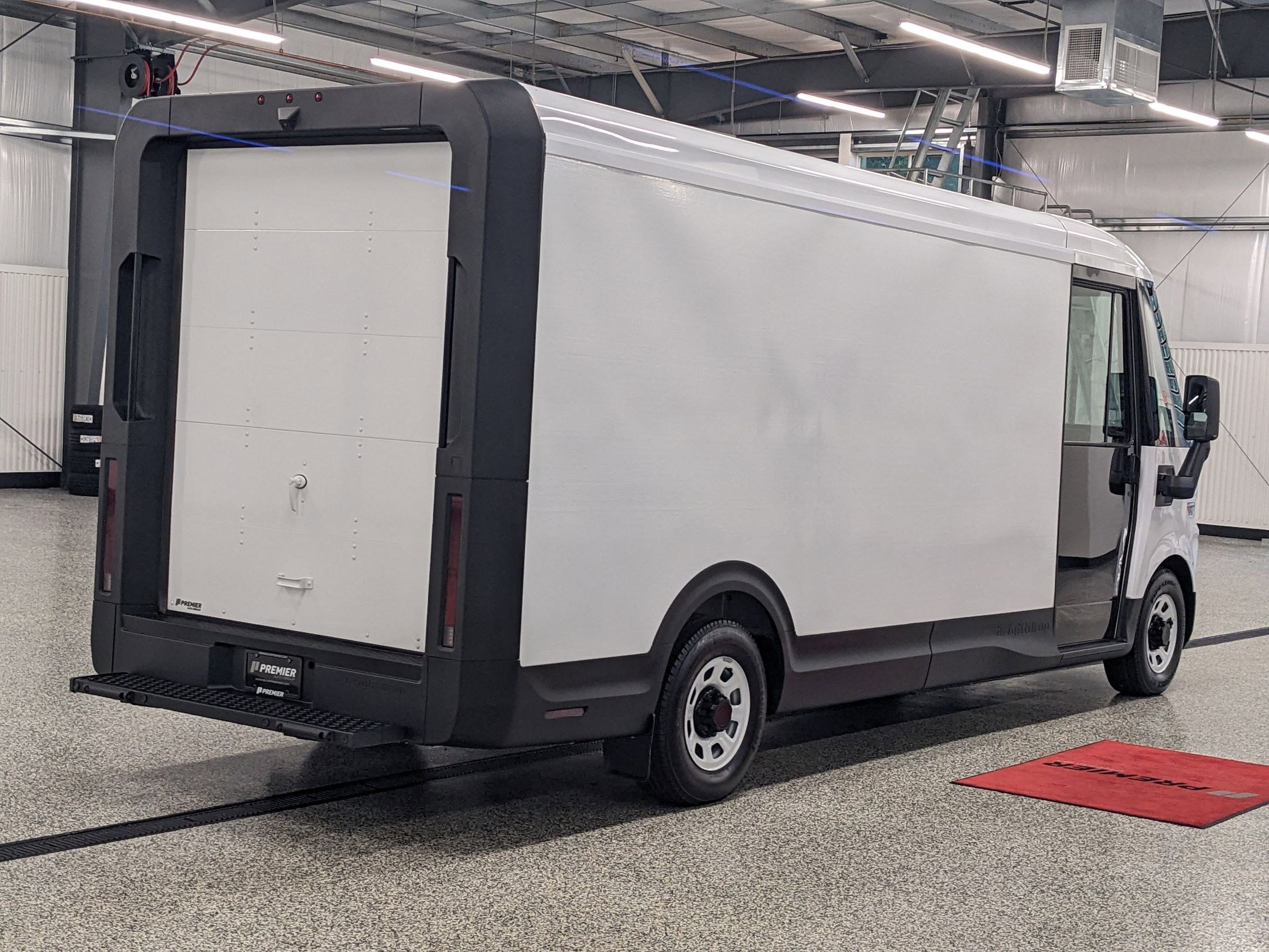 2024 Brightdrop Zevo 600 photo 3