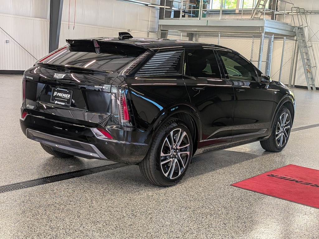 Used 2025 CADILLAC OPTIQ Sport Sport Utility