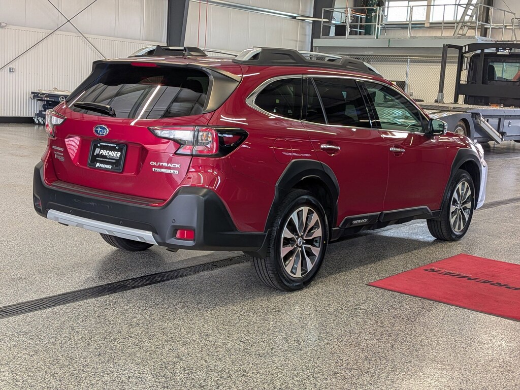 Used 2023 Subaru Outback Touring XT Sport Utility