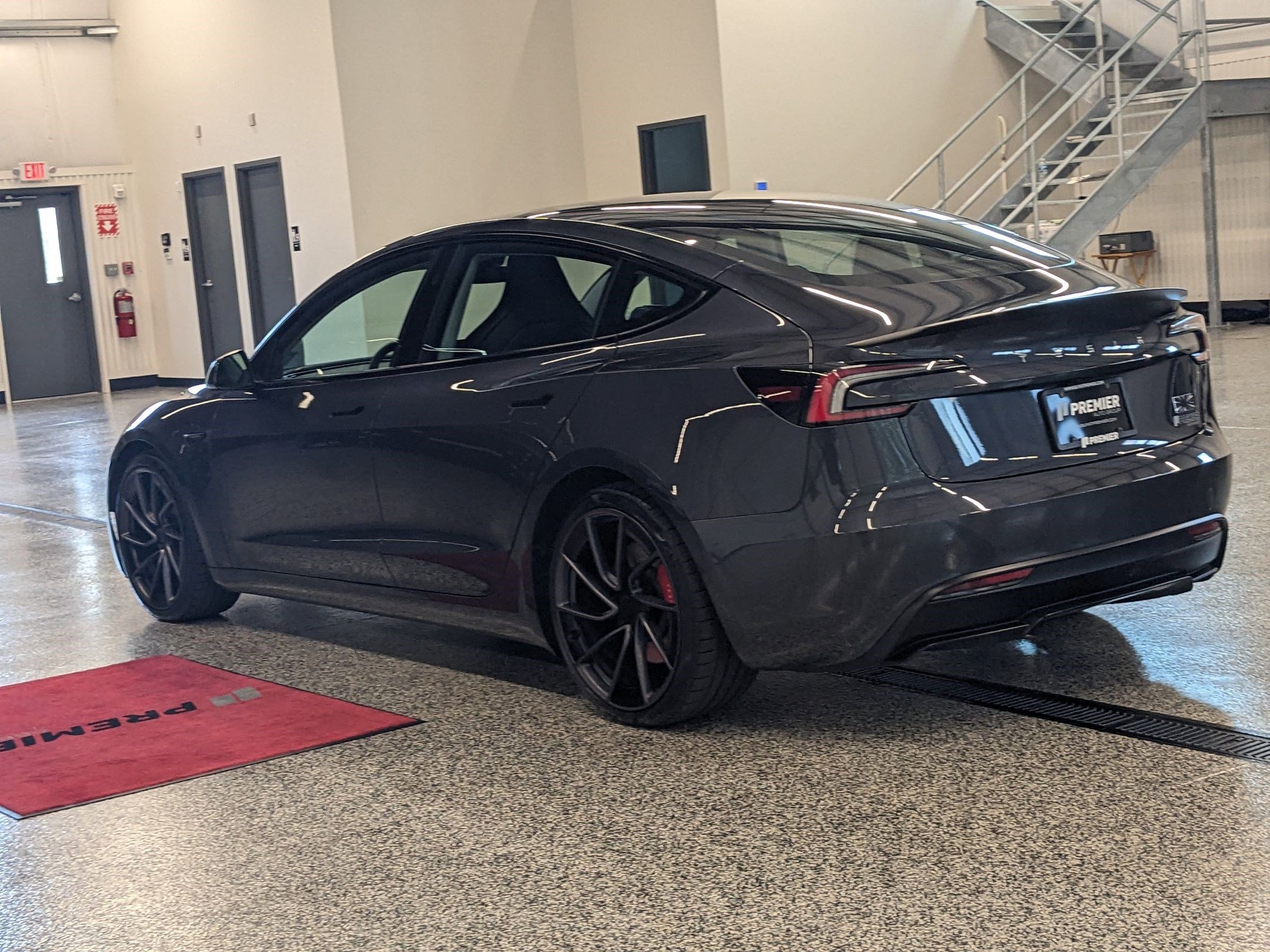 2024 Tesla Model 3 Performance photo 4