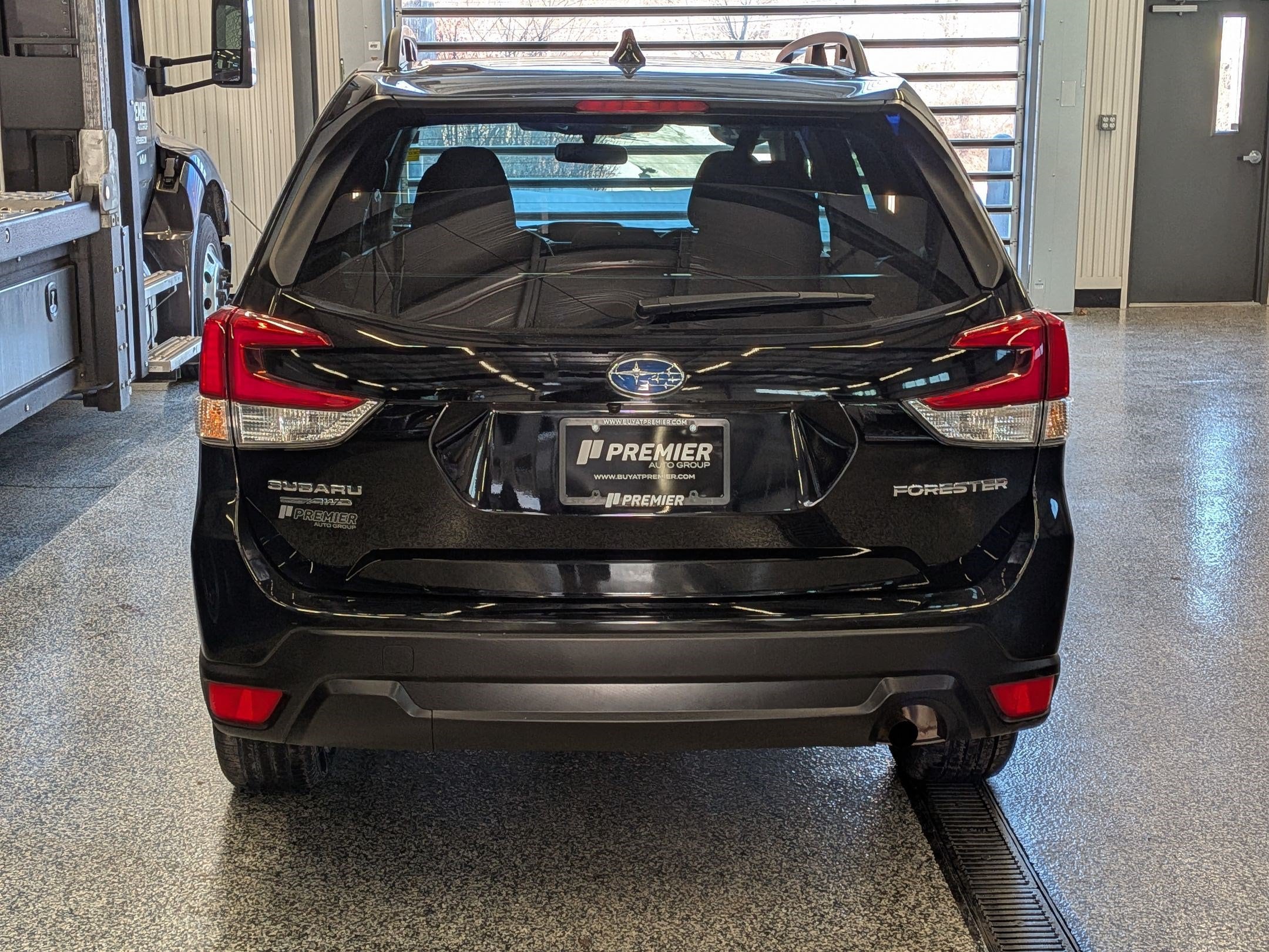 2023 Subaru Forester Premium - Photo 4