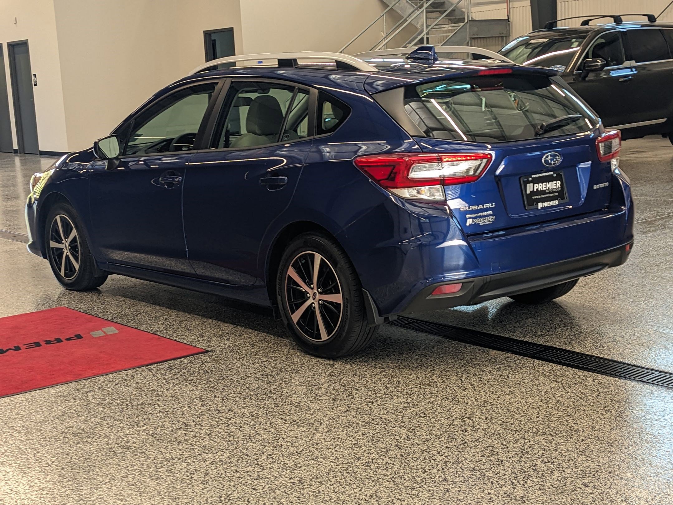 2023 Subaru Impreza Premium photo 4