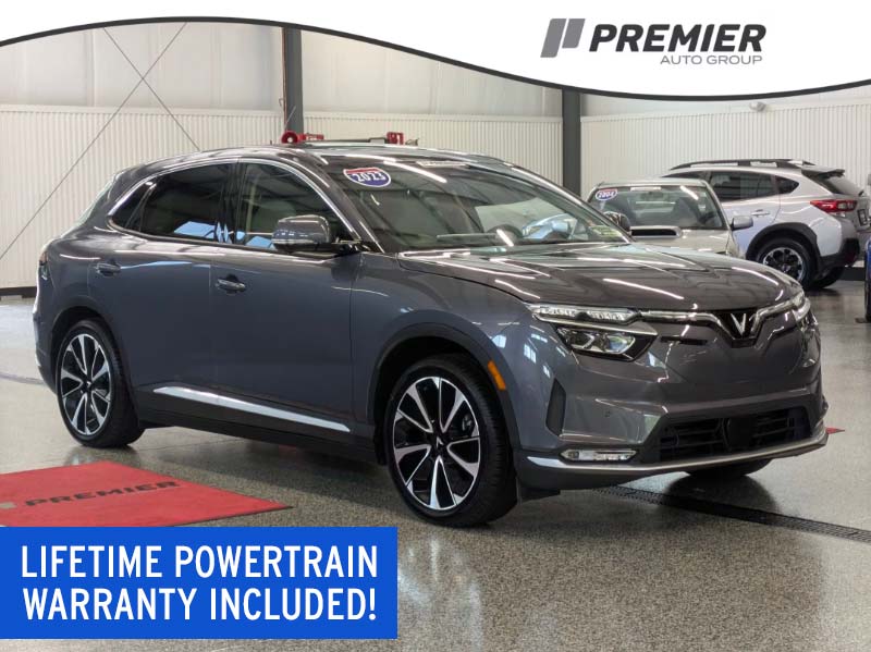 2023 VinFast VF 8 PLUS's photo