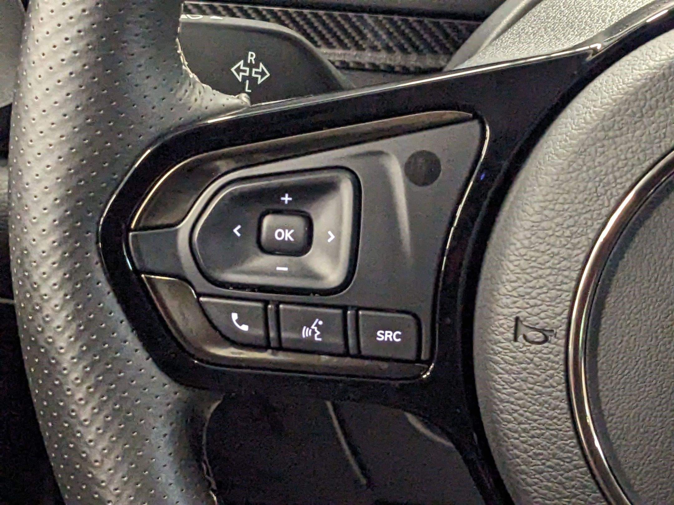 2023 VinFast VF 8 ECO - Photo 18
