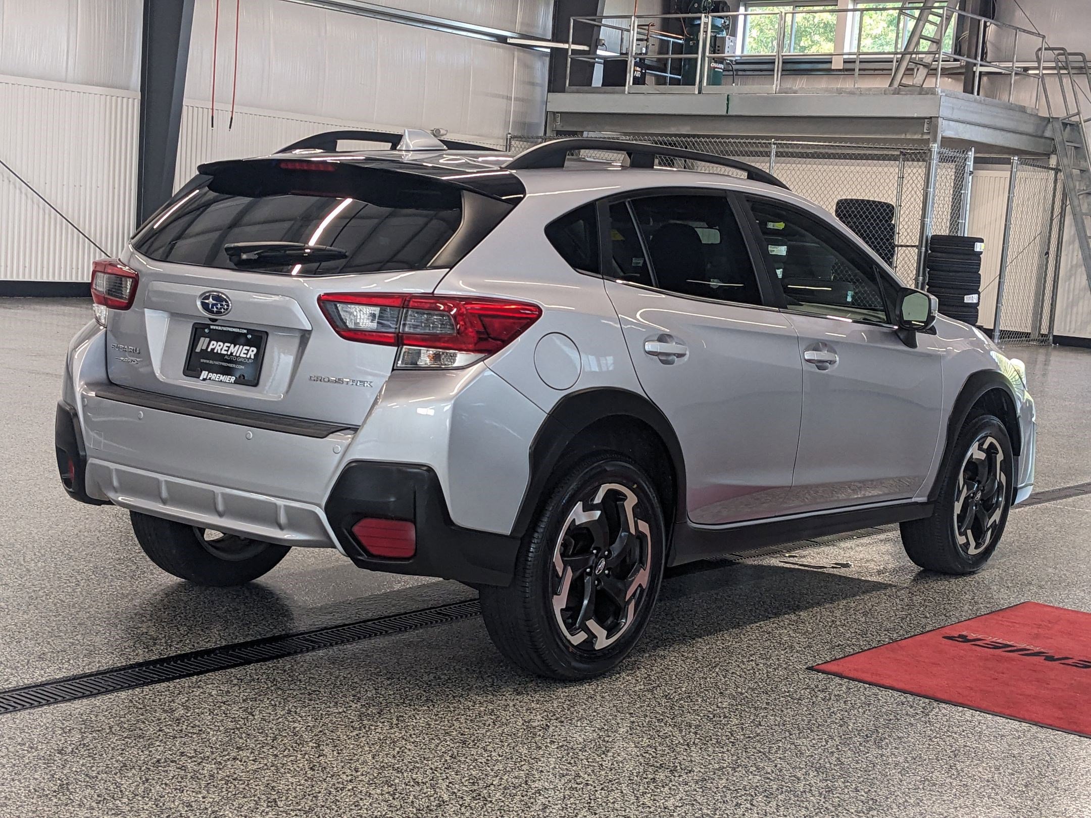 2022 Subaru Crosstrek Limited photo 3