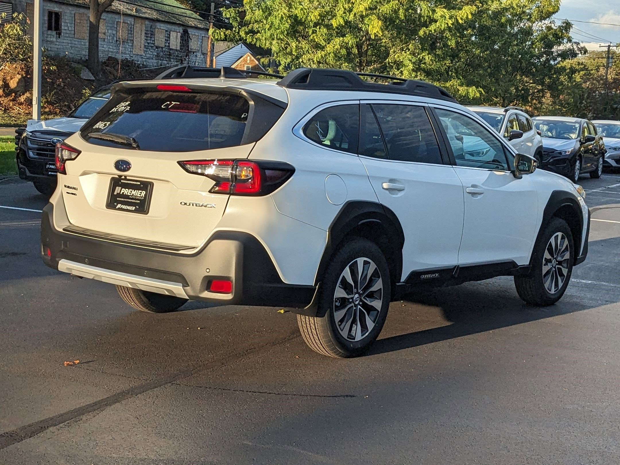 2025 Subaru Outback Limited photo 3