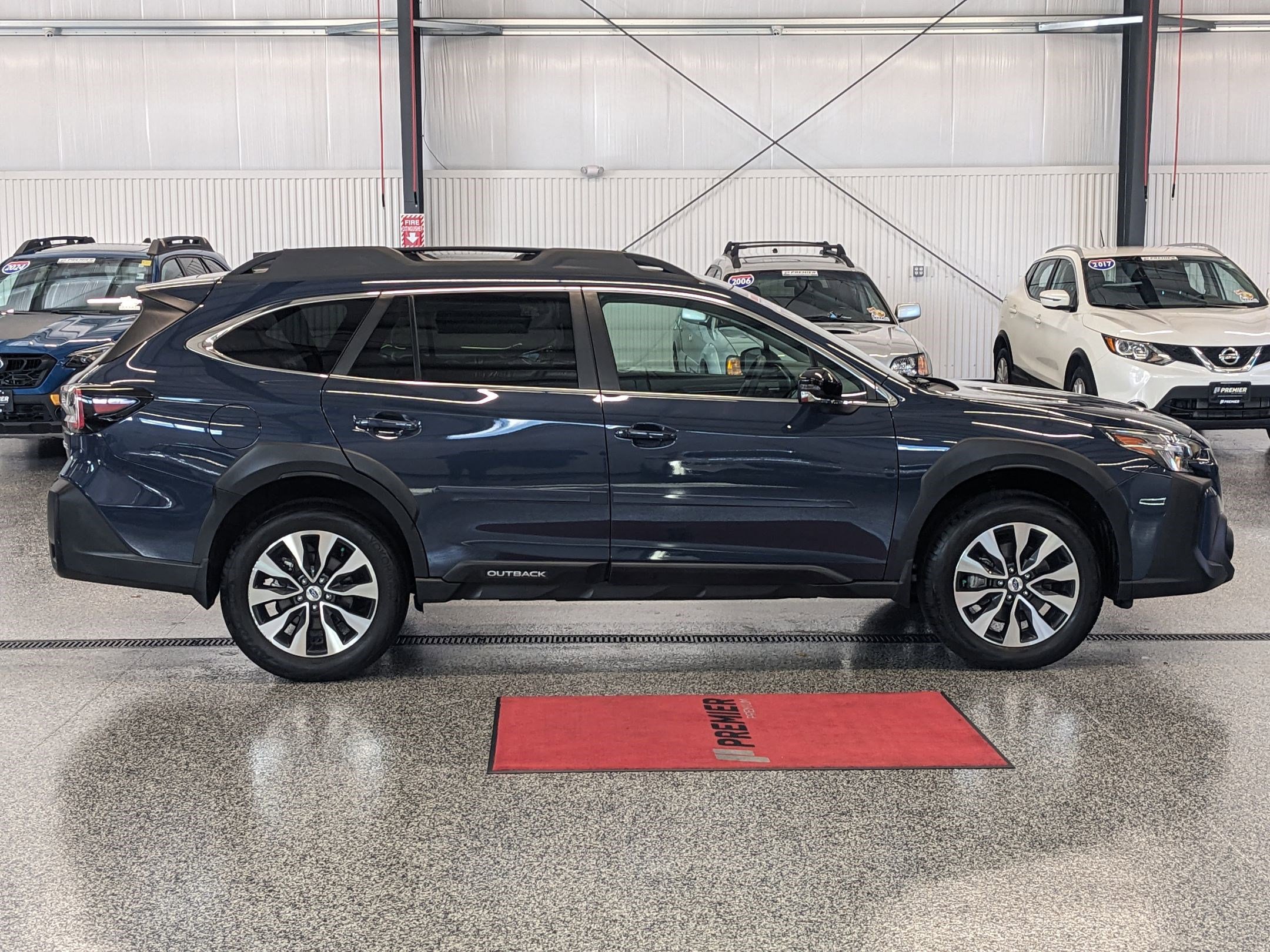 2024 Subaru Outback Limited photo 2