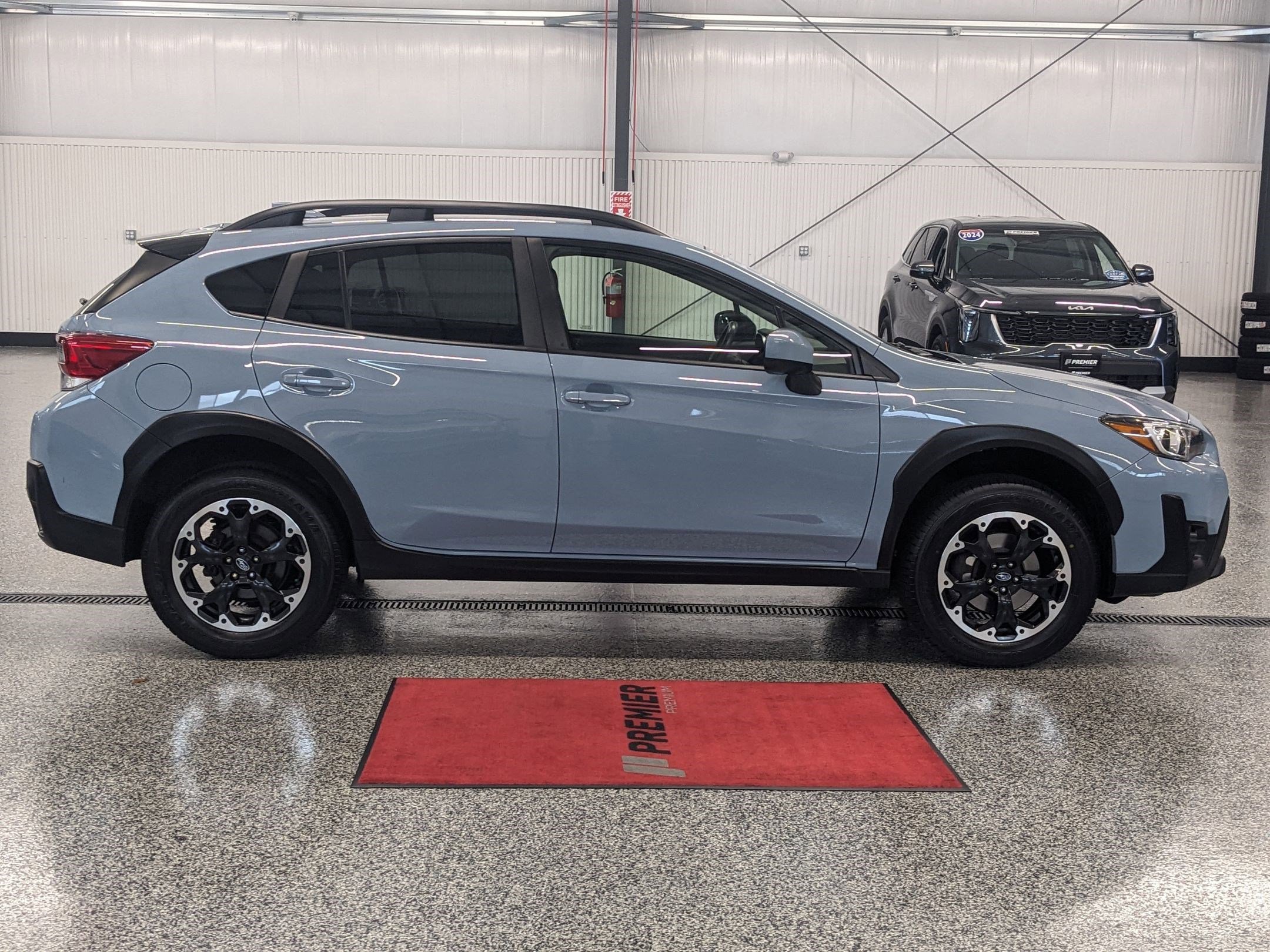2022 Subaru Crosstrek Premium photo 2