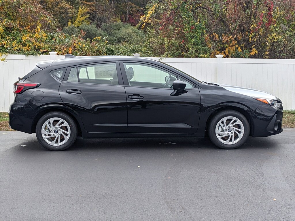 New 2025 Subaru Impreza Base 5-Door