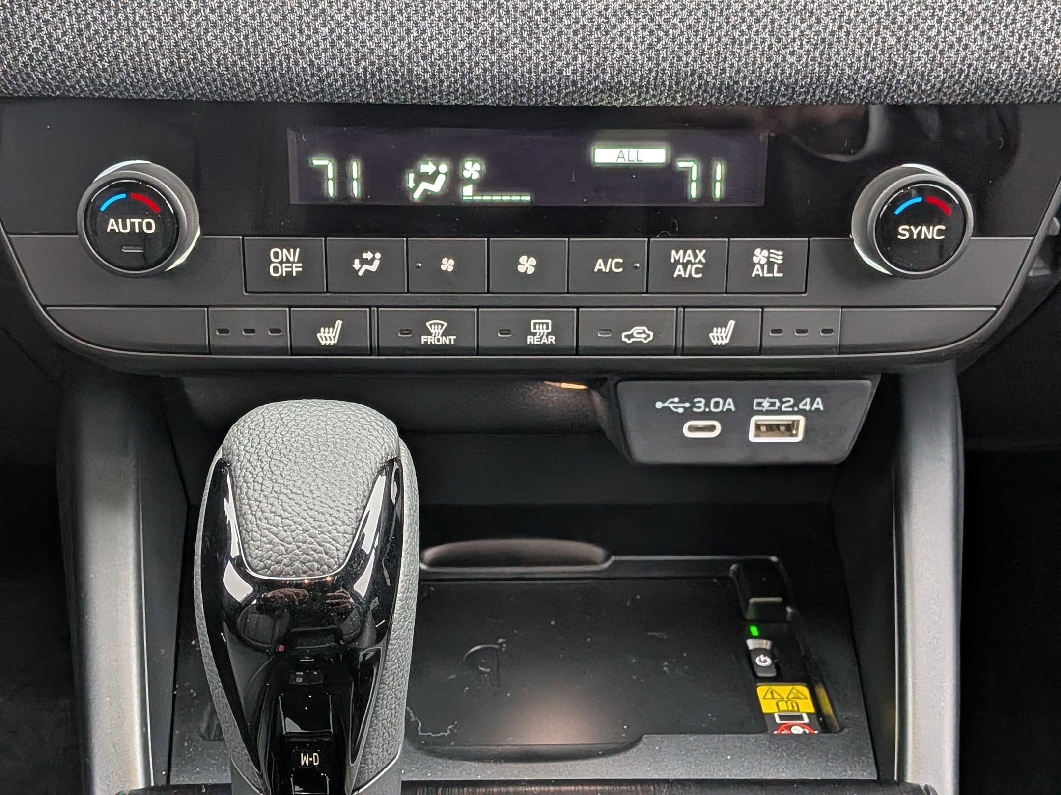 2026 Subaru Outback Premium - Photo 18