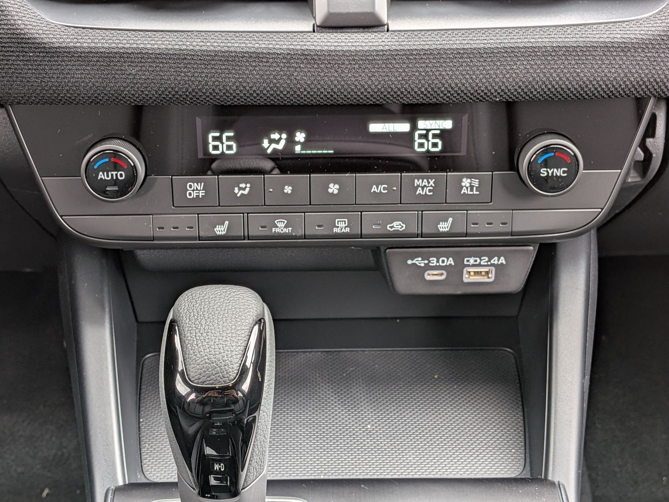 2026 Subaru Outback Premium - Photo 17