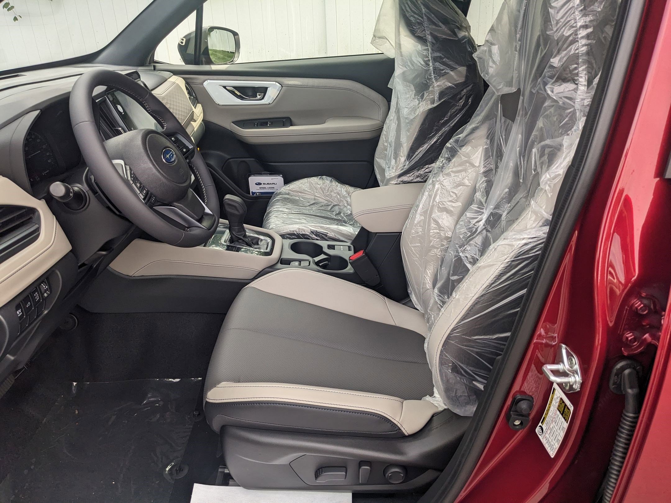 2025 Subaru Forester Limited - Photo 6