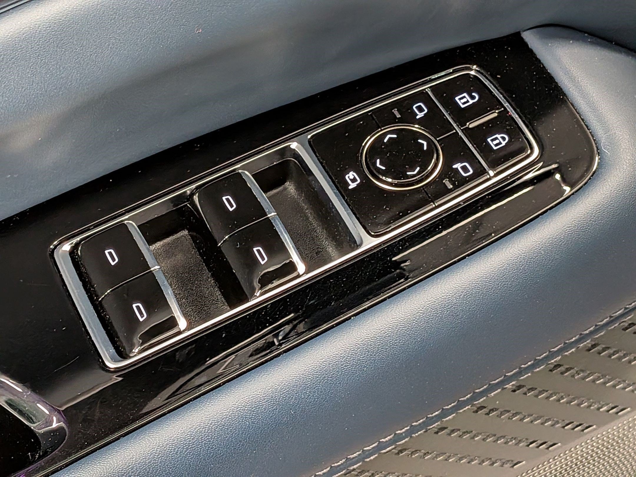 2025 Cadillac Escalade IQ Sport 2 - Photo 24