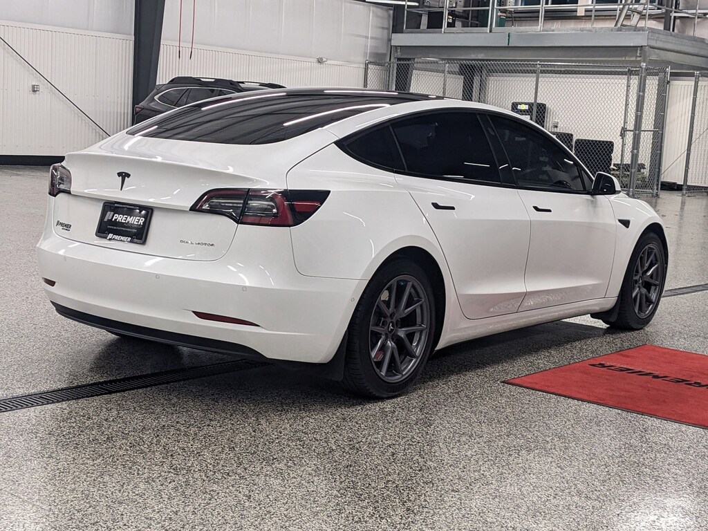 Used 2022 Tesla Model 3 Long Range 4dr Car