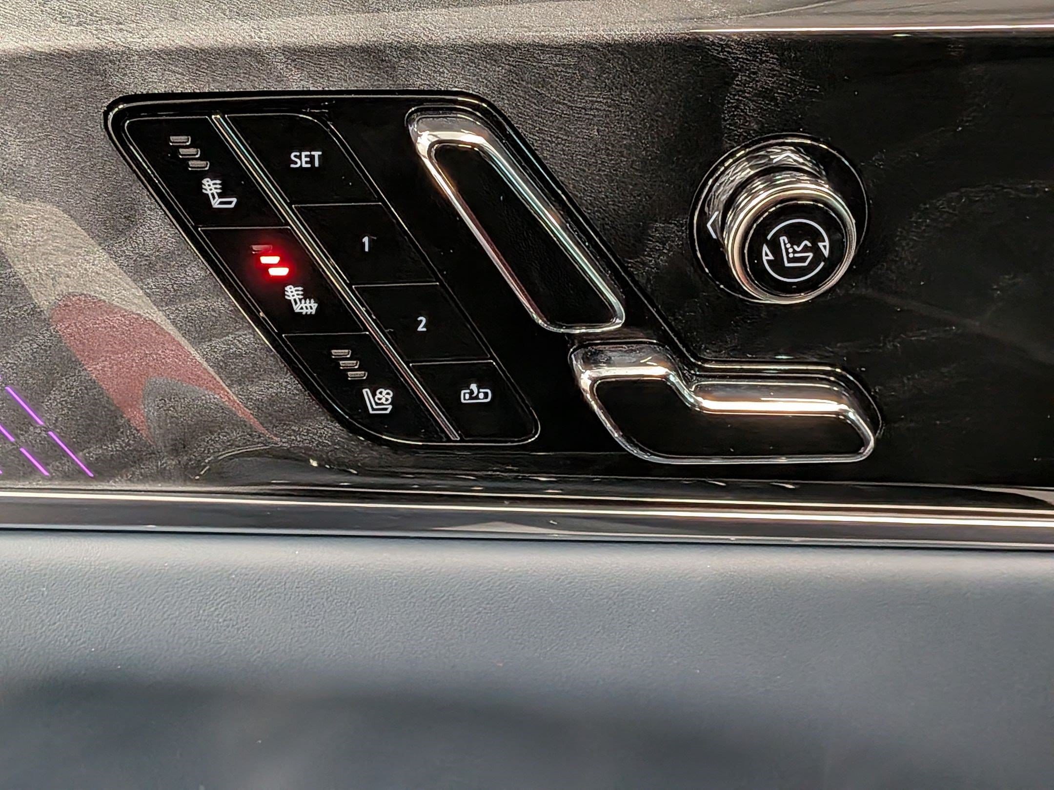 2025 Cadillac Escalade IQ Sport 2 - Photo 23