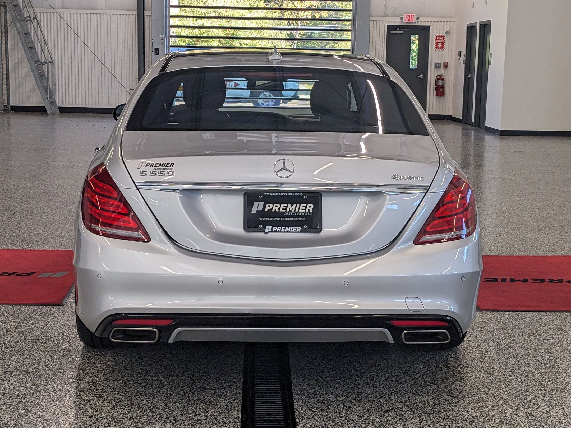 2016 Mercedes Benz S 550 photo 4