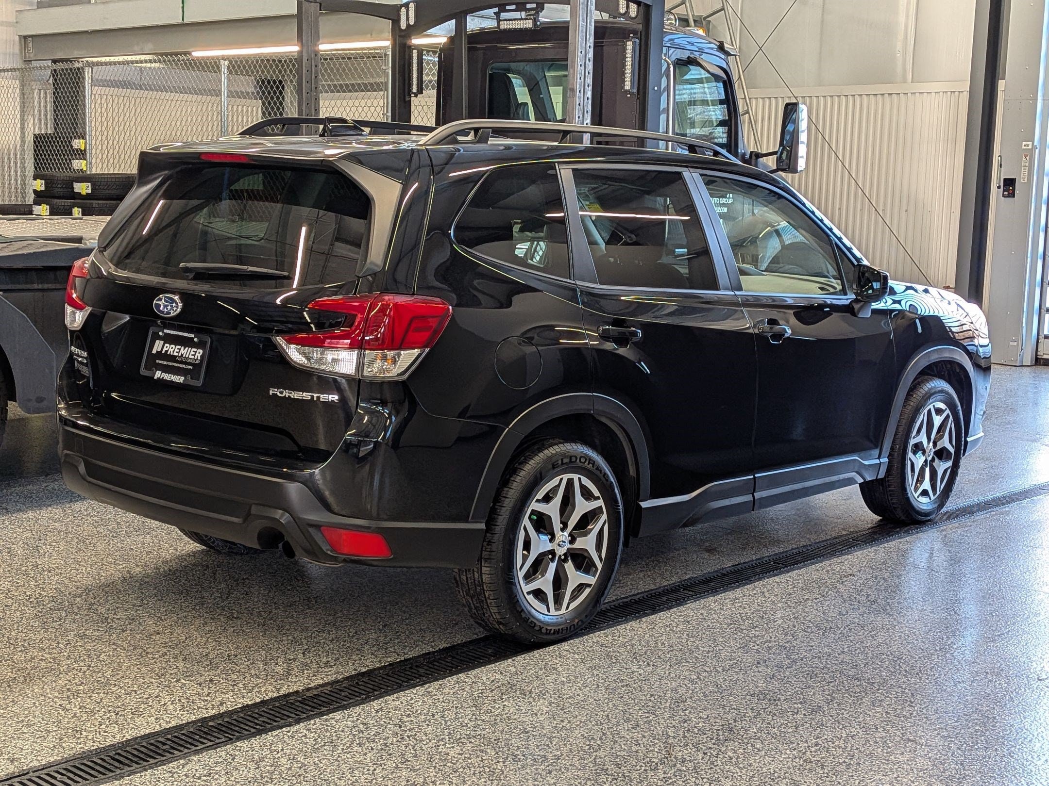 2023 Subaru Forester Premium - Photo 3