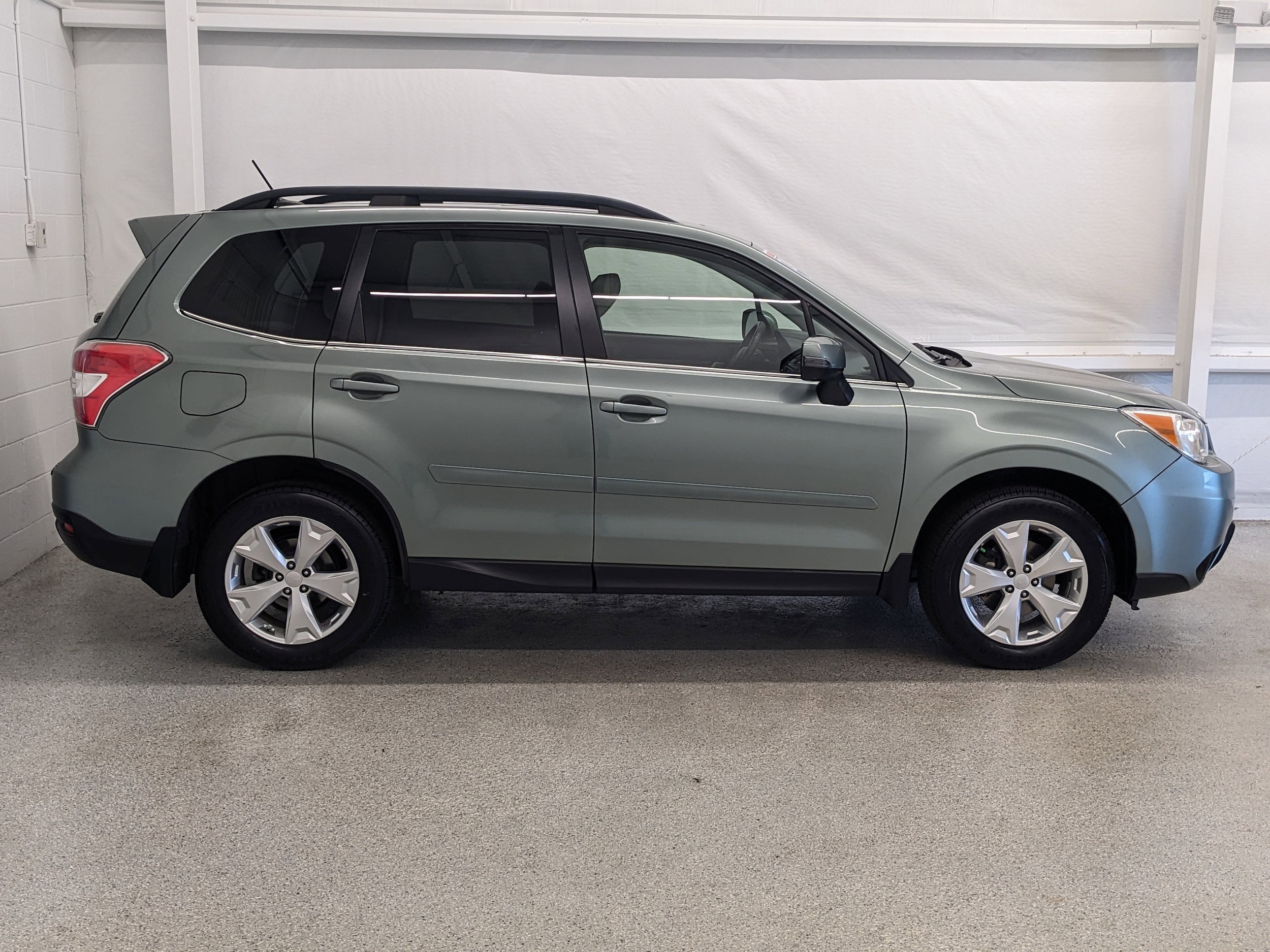 Used 2014 Subaru Forester i Touring with VIN JF2SJAMC8EH454846 for sale in Branford, CT