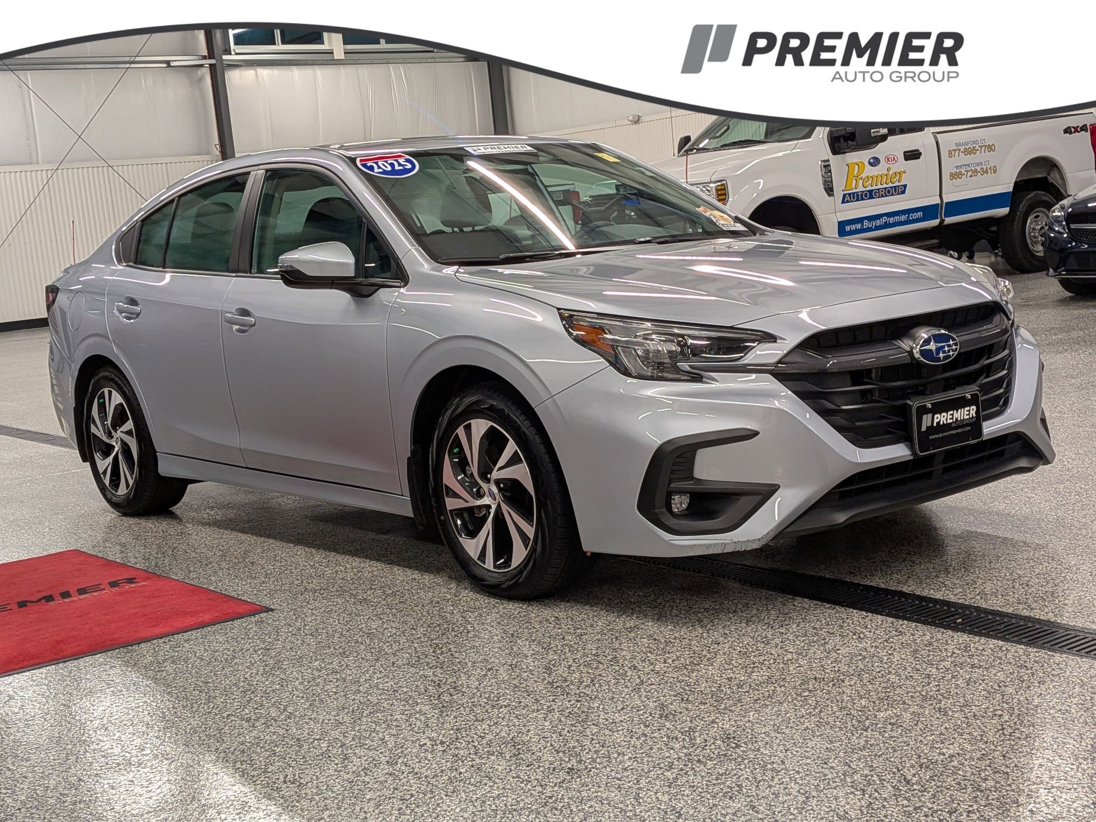 2025 Subaru Legacy Premium's photo