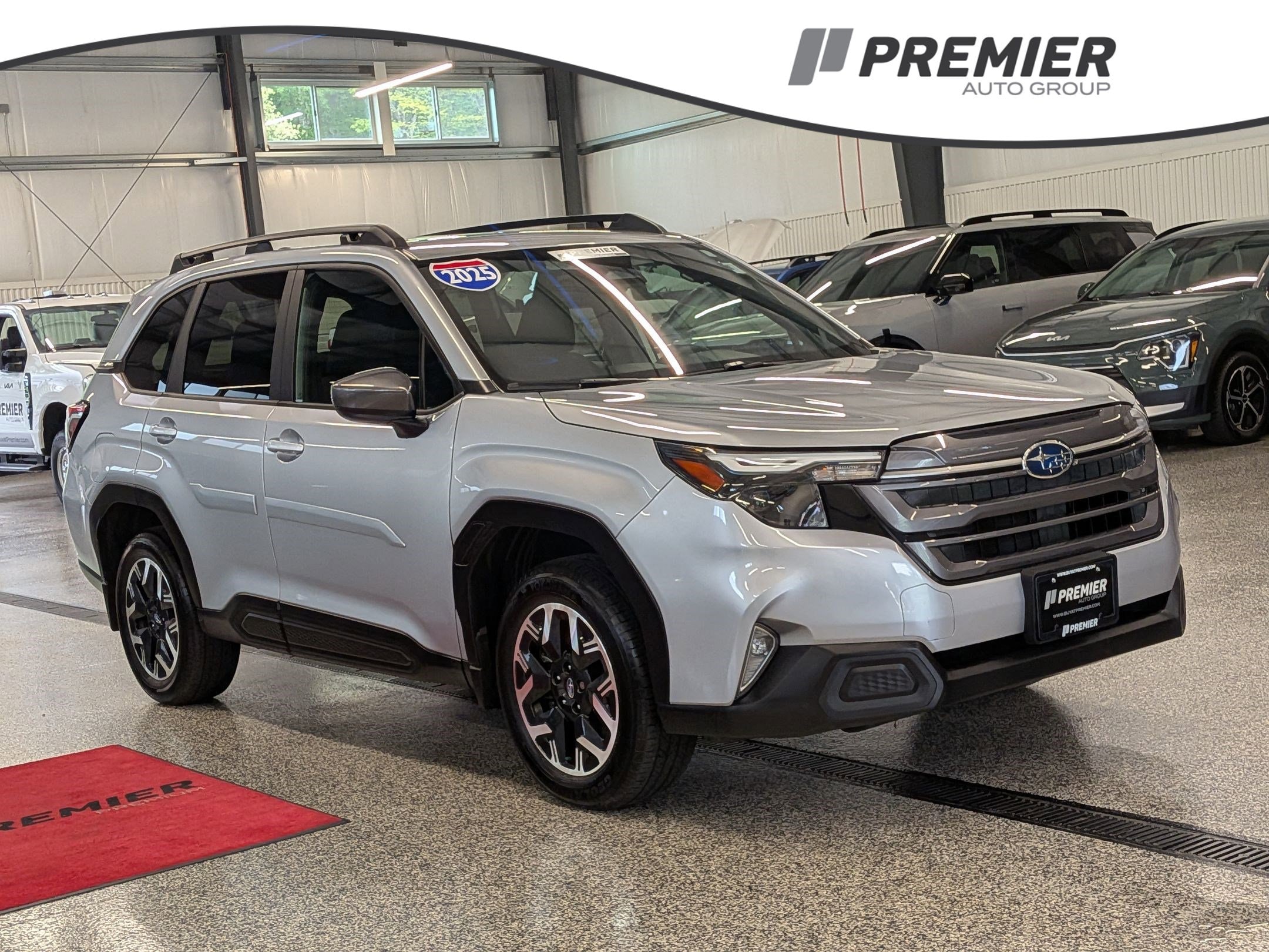 2025 Subaru Forester Premium's photo