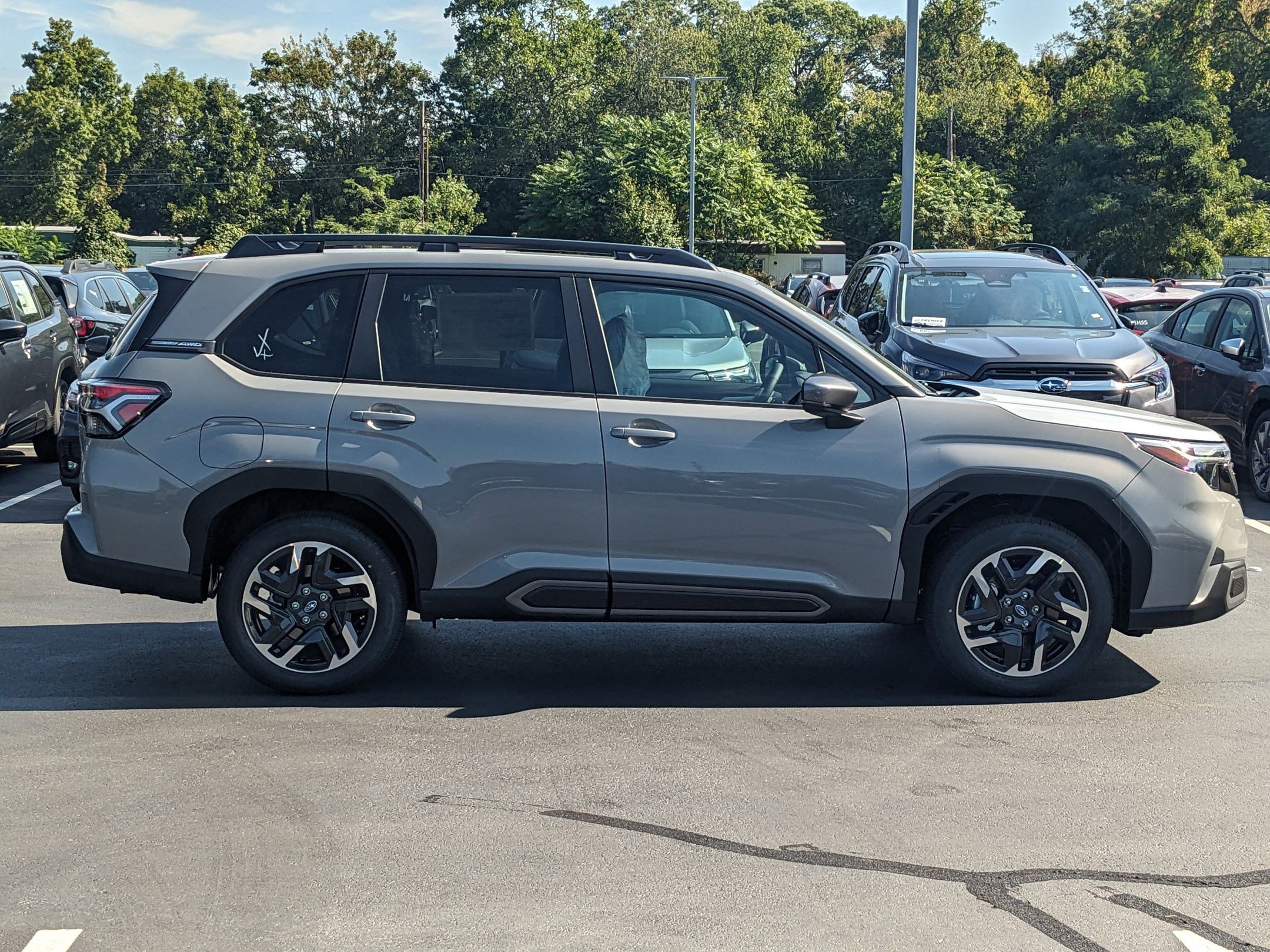 2025 Subaru Forester Limited photo 2