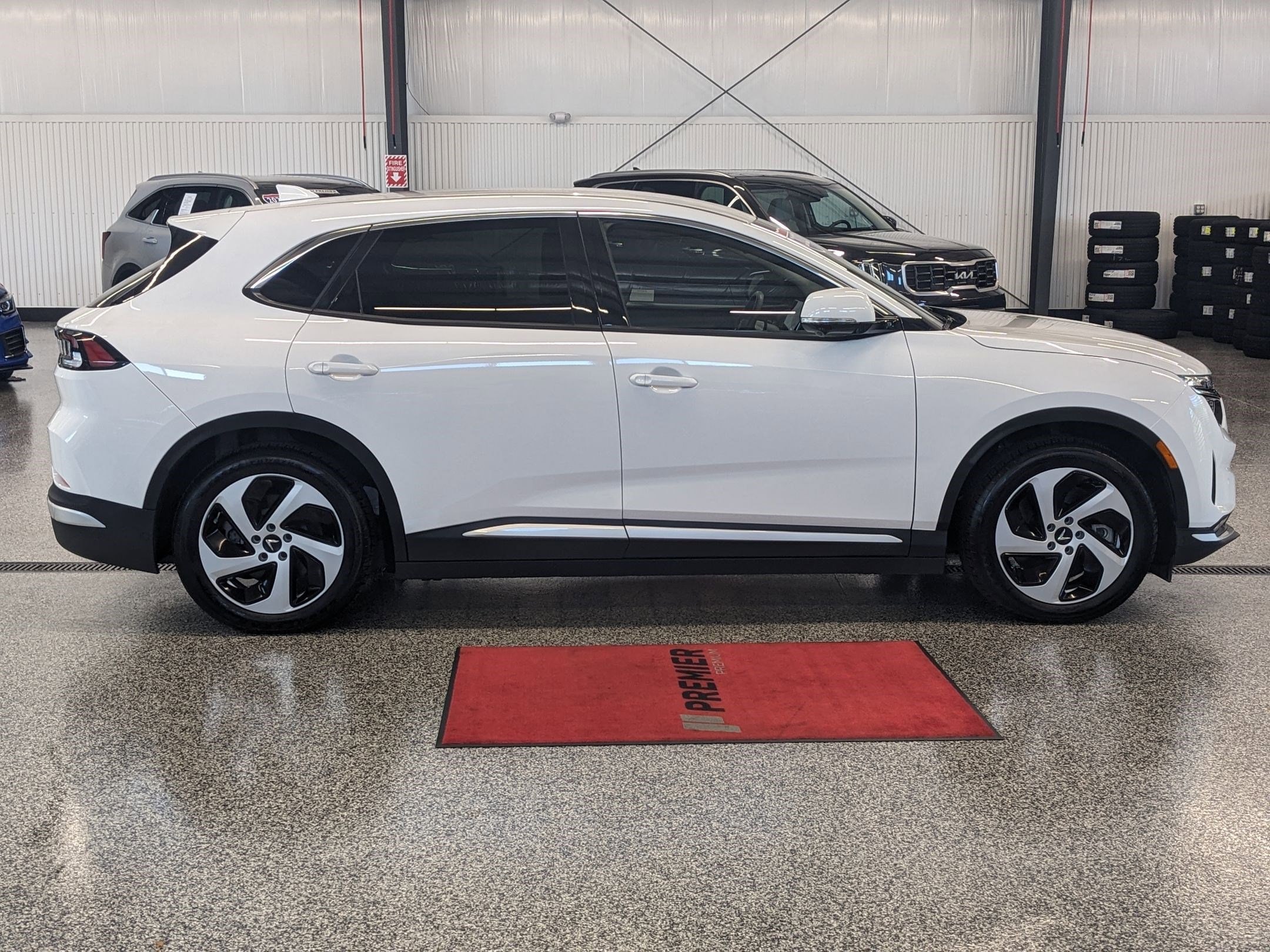 Used 2023 VinFast VF 8 ECO with VIN RLLV1AEB5PH001004 for sale in Branford, CT