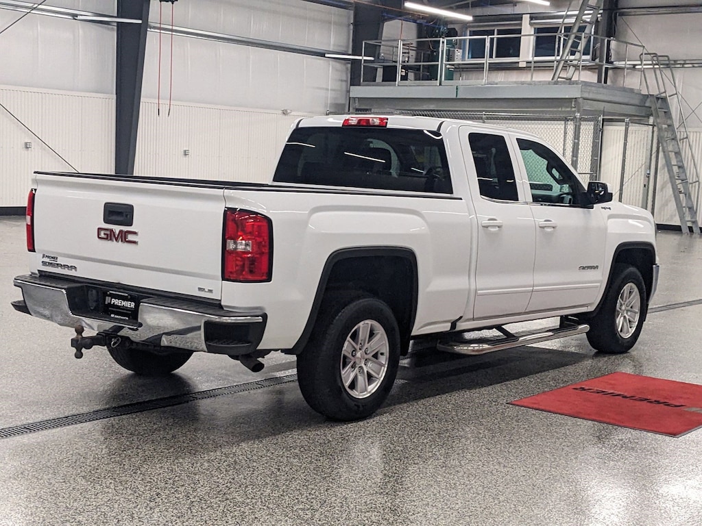 Used 2017 GMC Sierra 1500 SLE Extended Cab Pickup