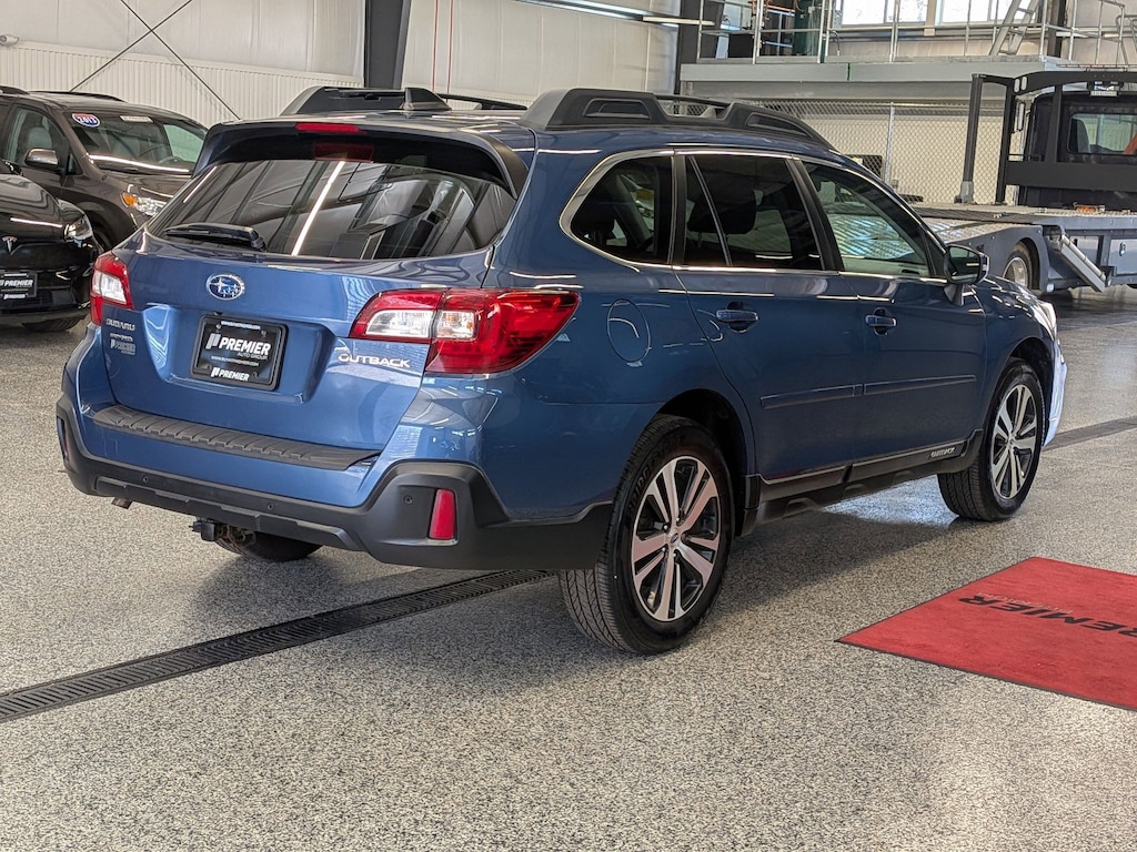Used 2019 Subaru Outback Limited Sport Utility