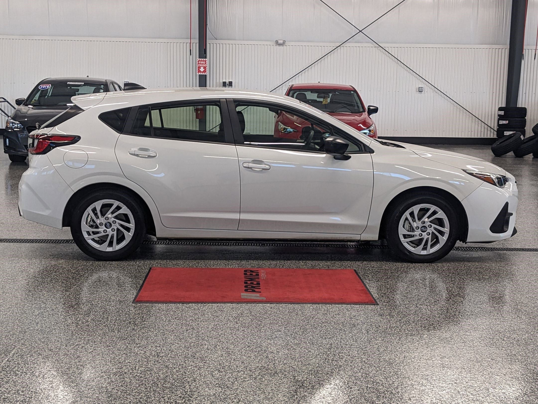 2024 Subaru Impreza Base photo 2