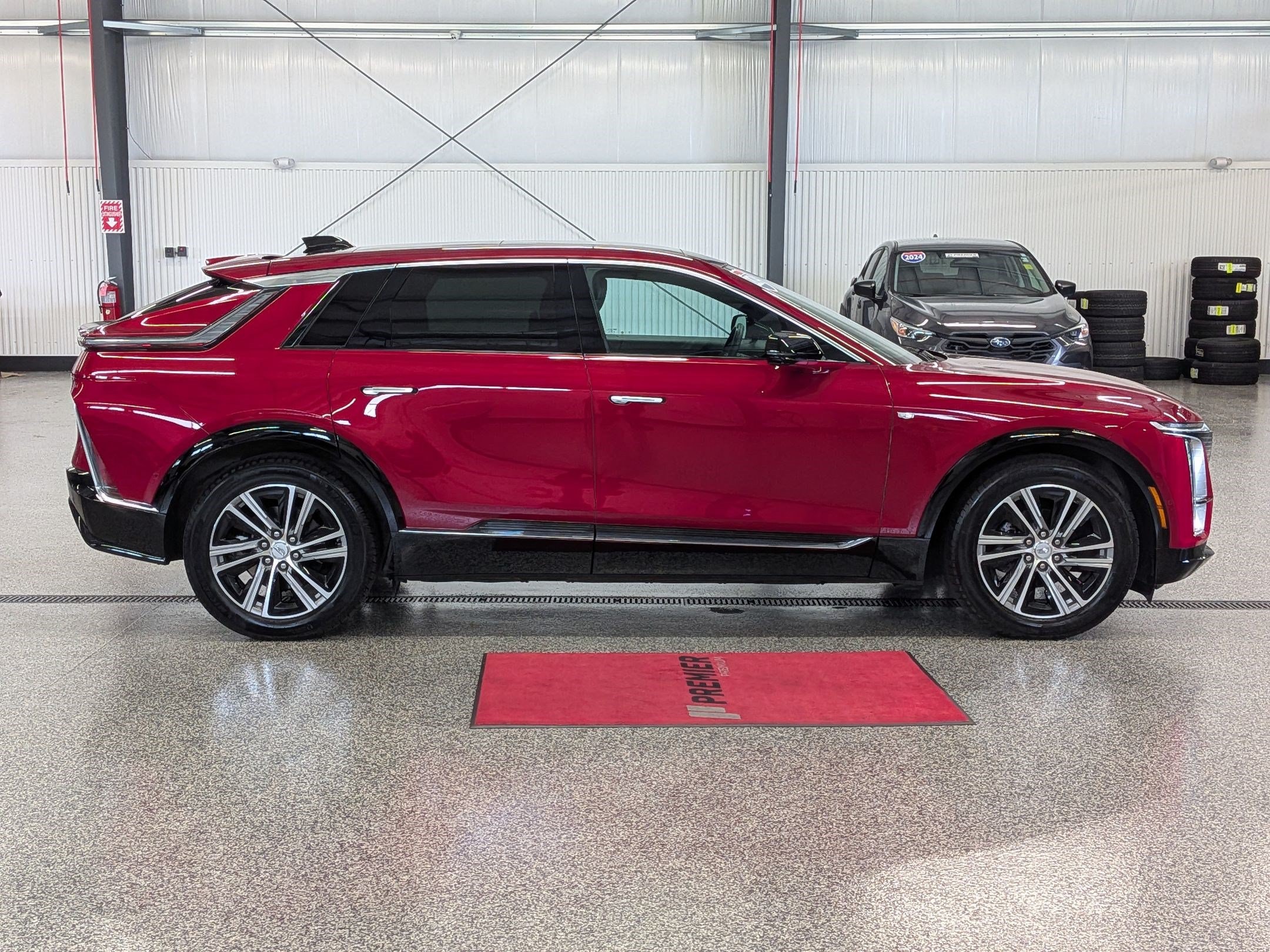 Used 2024 Cadillac LYRIQ Luxury 2 with VIN 1GYKPRRL2RZ116762 for sale in Branford, CT