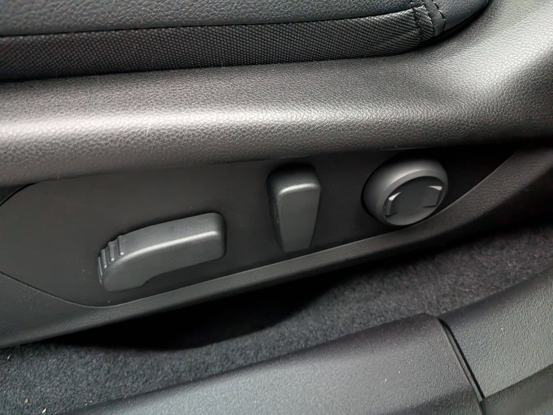 2026 Subaru Outback Premium - Photo 10