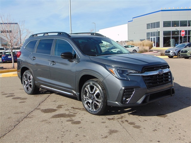 2026 Subaru Ascent Limited's photo