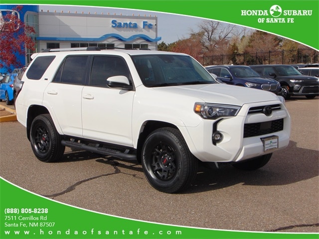2023 Toyota 4Runner SR5's photo