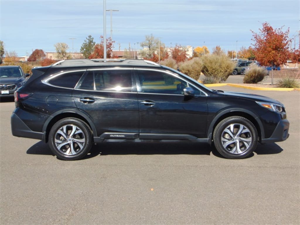 Used 2022 Subaru Outback Touring SUV