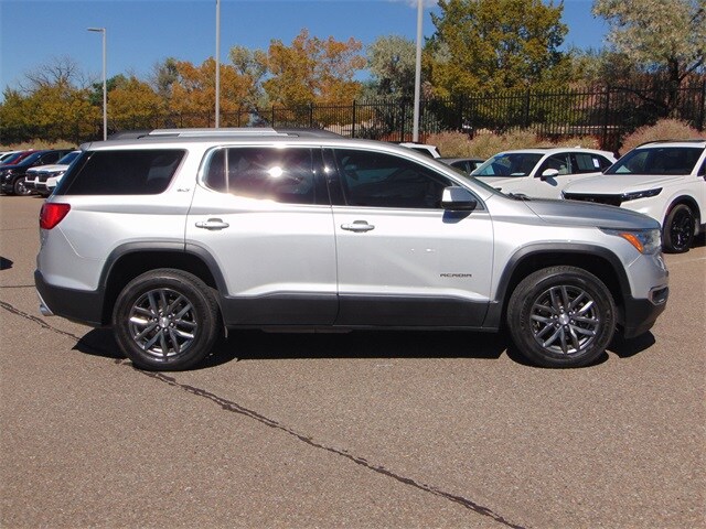 2019 Gmc Acadia SLT photo 3