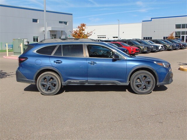 2020 Subaru Outback Onyx Edition XT photo 3