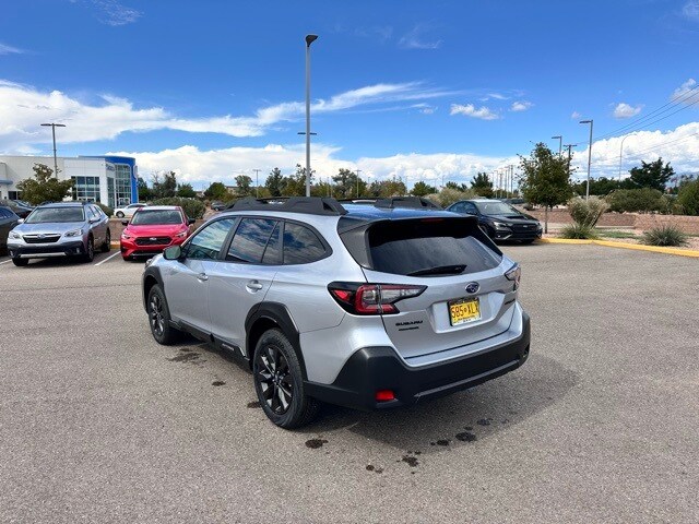 2025 Subaru Outback Onyx Edition photo 4