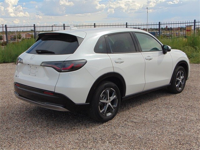 2024 Honda HR-V EX-L photo 3