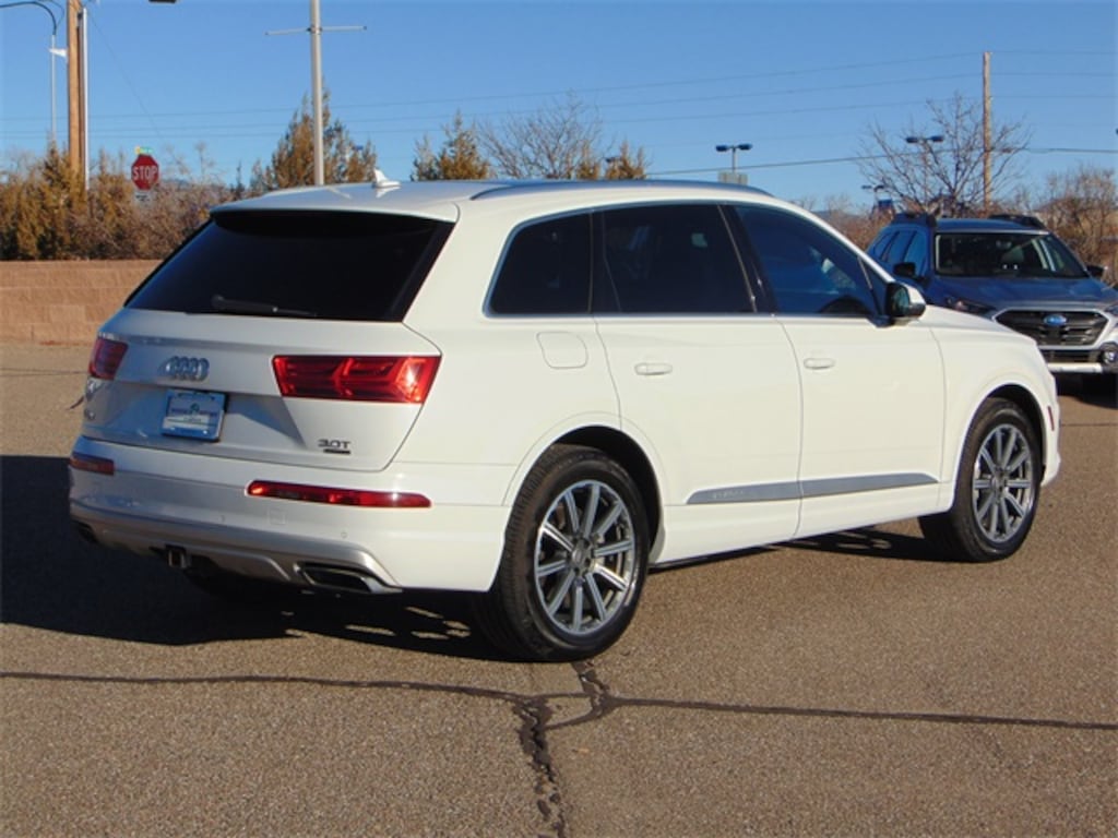 Used 2017 Audi Q7 3.0T Premium SUV