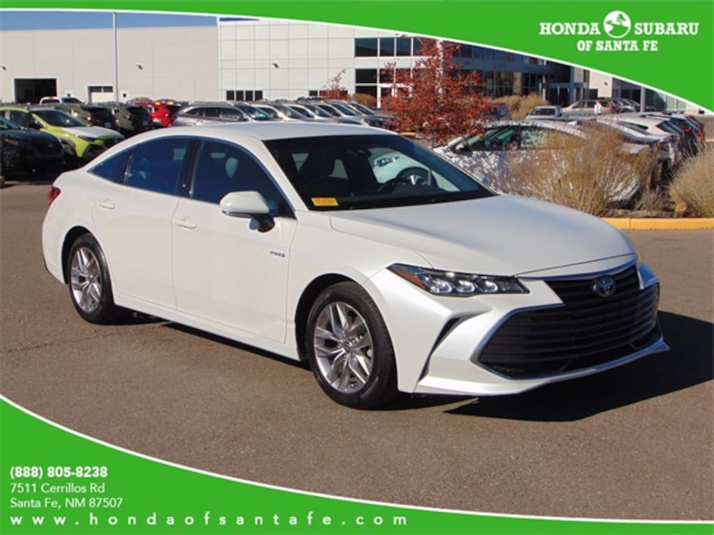 Used 2021 Toyota Avalon Hybrid XLE Sedan