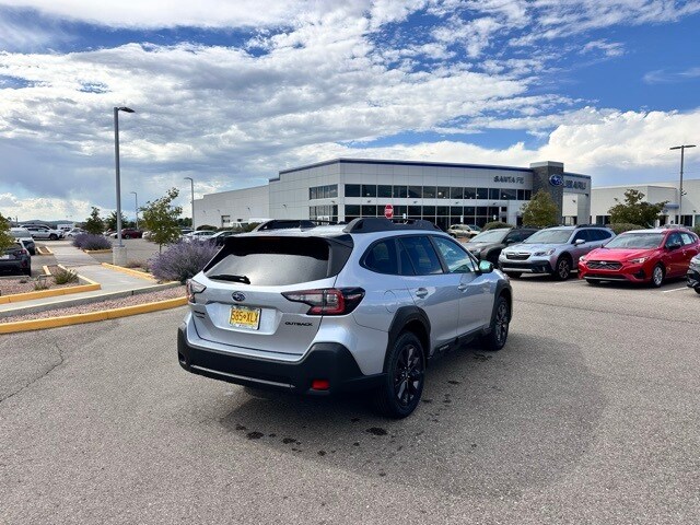 2025 Subaru Outback Onyx Edition photo 3